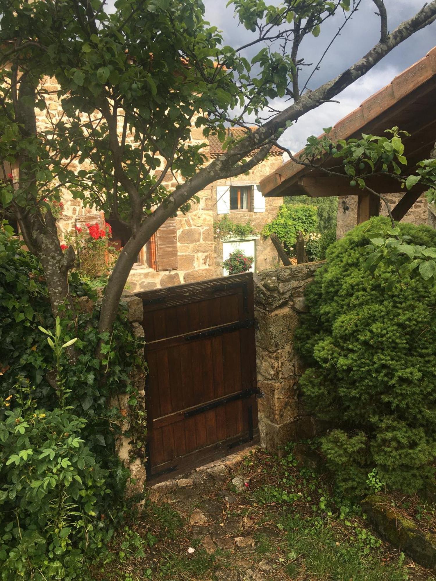 Gites De Gobertier Saint-Alban-d'Ay Exterior photo
